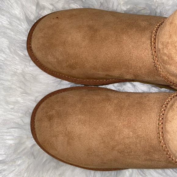 Ugg Classic Mini II Boot in Chestnut Size 10 Women - Picture 11 of 14